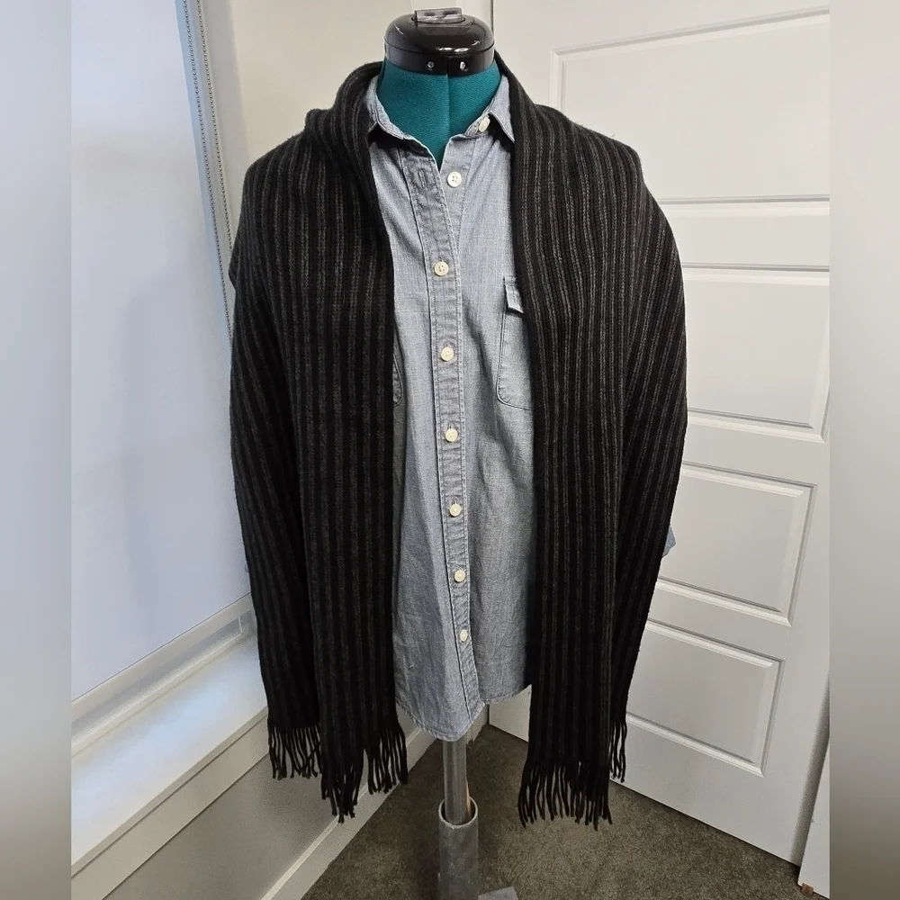 MICHAEL KORS LONG BLACK & GREY STRIPE SCARF FRINGE ENDS UNISEX OS WINTER COSY